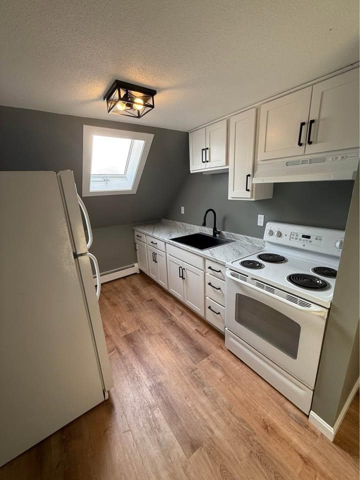 15 Lower Main Street — Unit 2