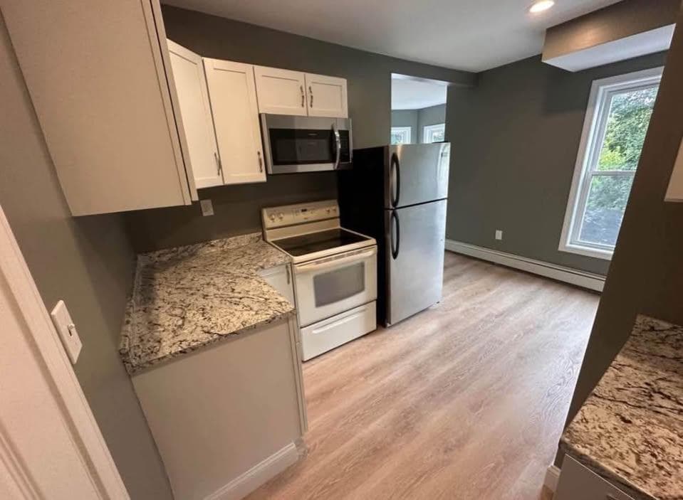 67 Oak Street — Unit 2 (2nd Floor)