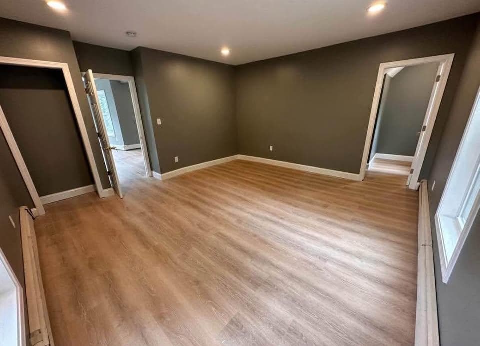 67 Oak Street — Unit 2 (2nd Floor) thumbnail 3