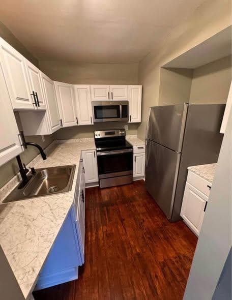 123 East Main Street — Unit 3 - Photo 1